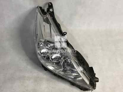 Picture of Toyota Prius Alpha Right Side Headlight