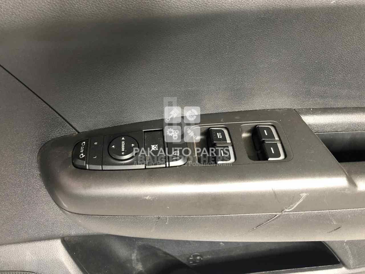Picture of Kia Sportage 2020-2021 Right Front Door Master Switch Control