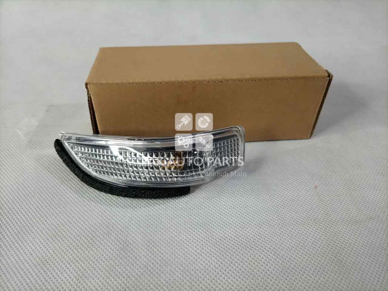 Picture of Toyota Corolla 2015 Side Mirror Light