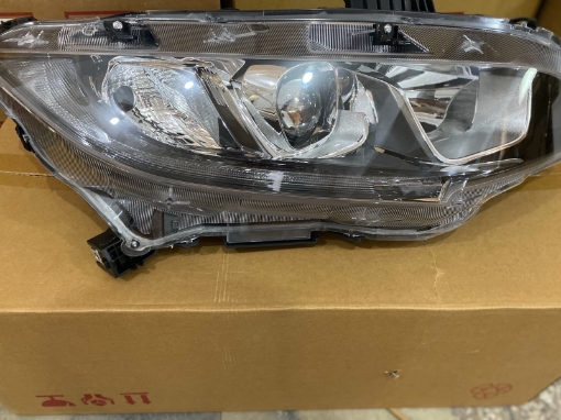 Picture of Honda Civic 2016-2019 Headlights