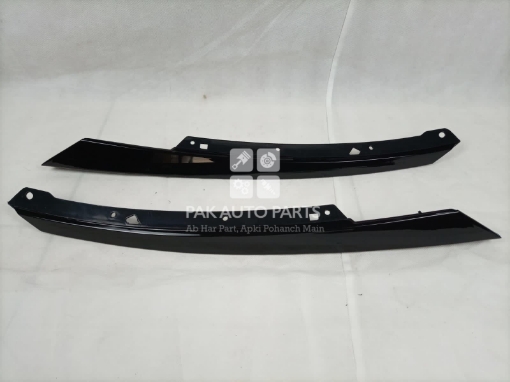 Picture of Honda Civic 2016-21 Headlight Eyebrow Turbo