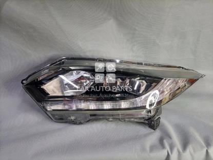 Picture of Honda Vezel  Headlight