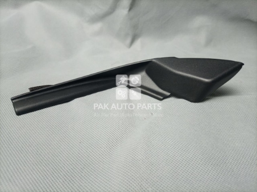 Picture of Honda Life(JB5)2007-09 Wiper Shield Corner(1pcs)