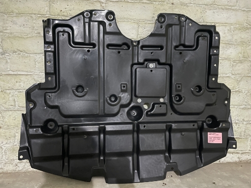Picture of Toyota Mark X 2007 Engine Shield Center Pc