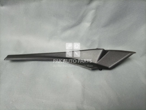 Picture of Nissan Days(B21W)2011-18 Wiper Shield Corner(1pcs)