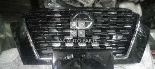 Picture of Nissan Kix P15 Front Show Grill