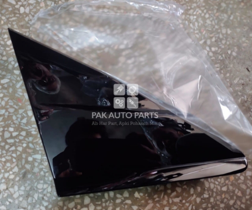 Picture of Nissan Note 2020 E13 Side Mirror Fender Samosa