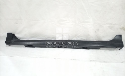 Picture of Honda Civic 2016-2021 Side Panel Garnish