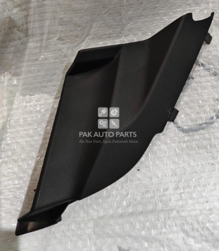 Picture of Suzuki Spacia 2020 MK53s Wiper Shield Corner