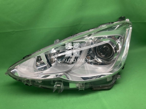 Picture of Toyota Aqua 2015-18 Headlight