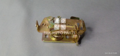 Picture of Suzuki Mehran Bonnet Lock