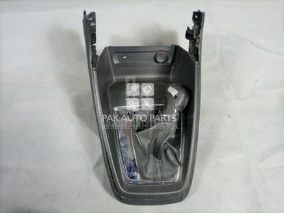 Picture of MG ZS Gear Lever Boot And Nob