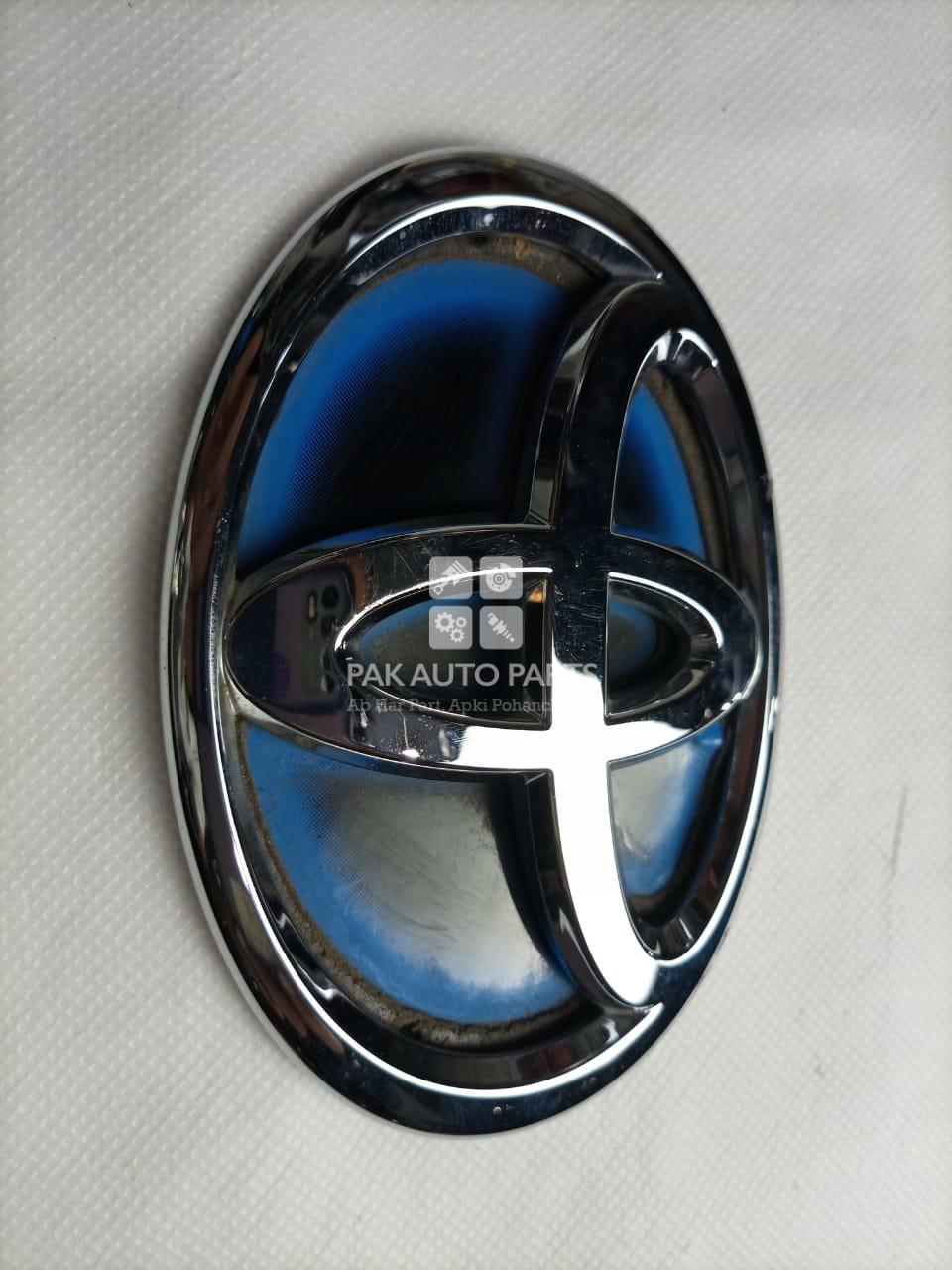 Picture of Toyota Aqua 2012 Front Logo