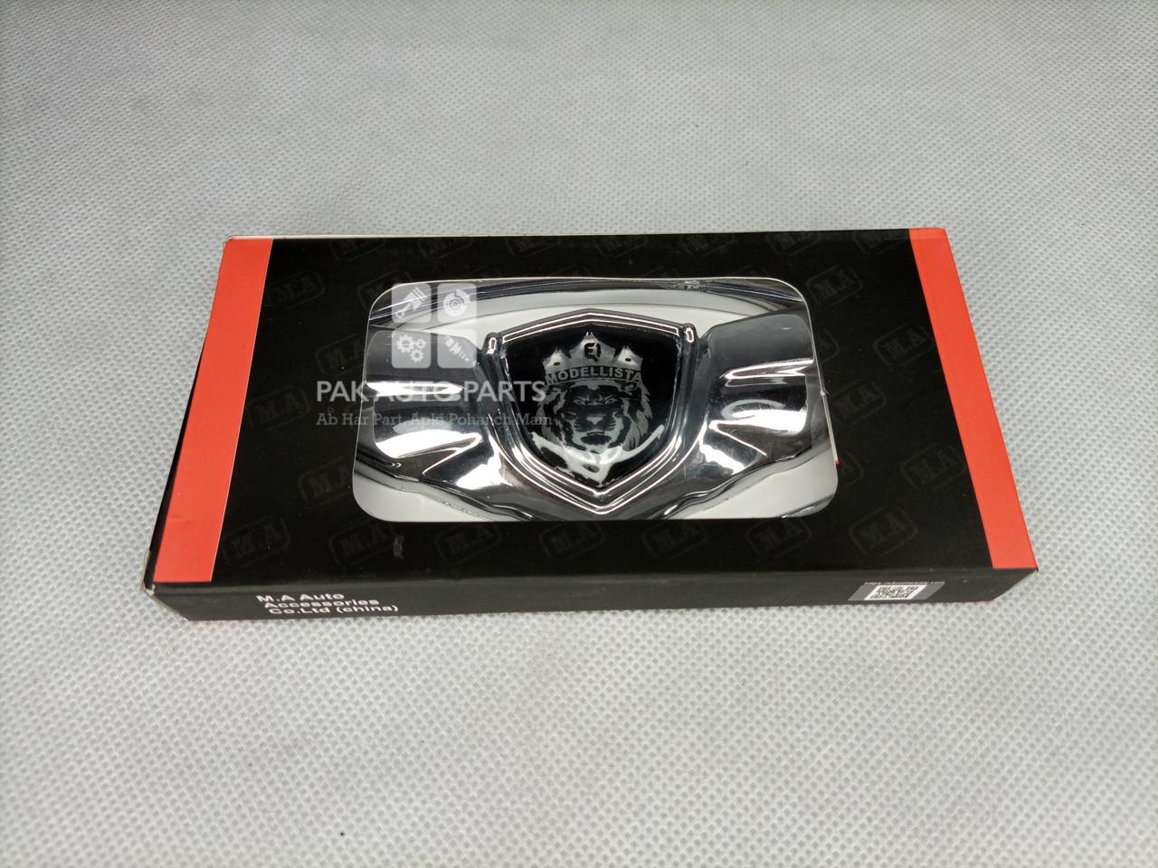 Picture of Universal Modllista Badge Chrome With Box