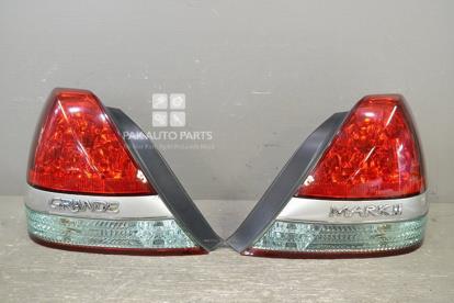 Picture of Toyota Mark 2 Grande Tail Light (Backlight) With Center Patti