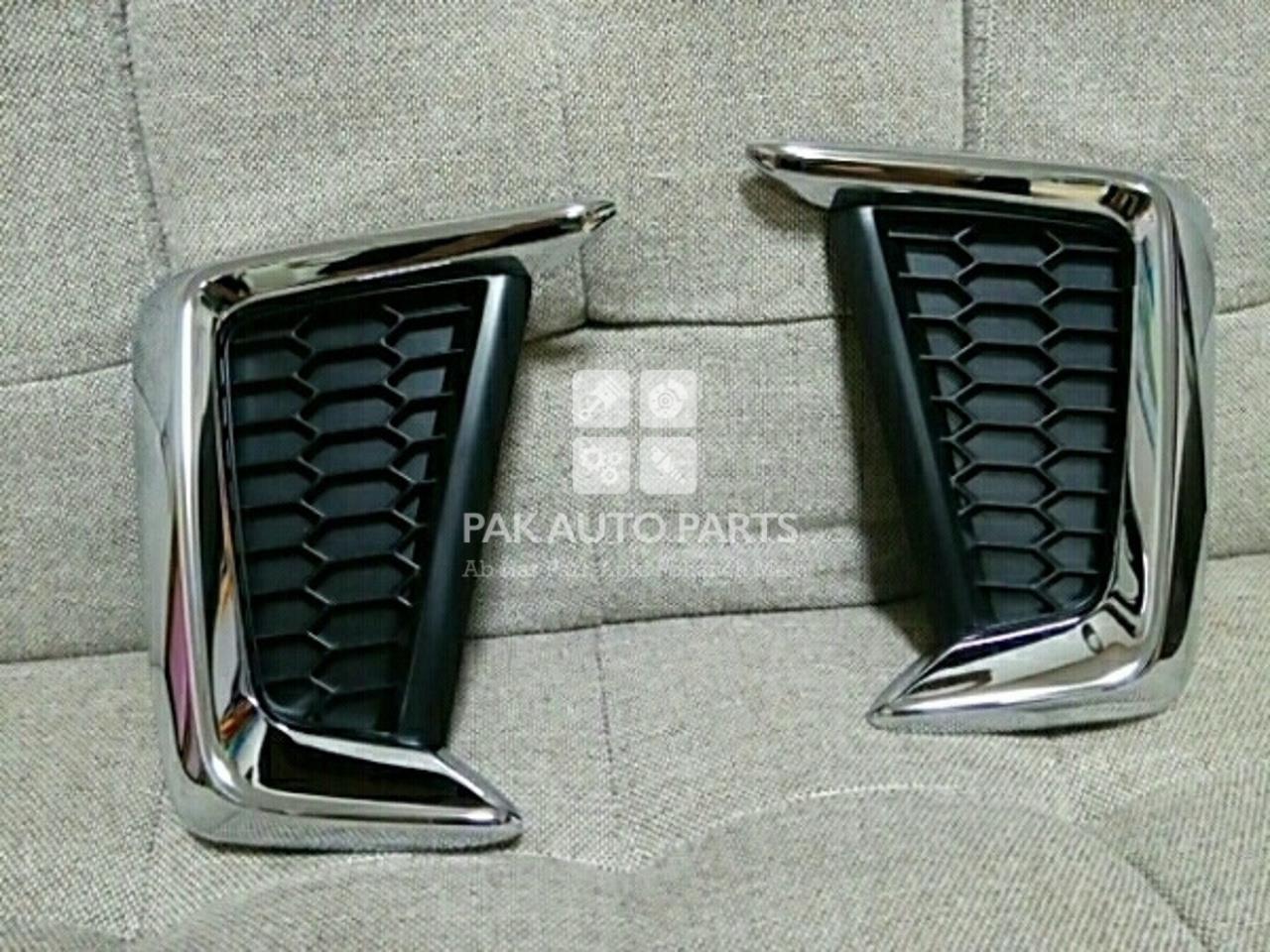 Picture of Honda Freed GP3 Chrome Fog Cover