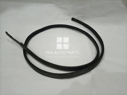 Picture of Toyota Aqua 2012 Roof Rubber