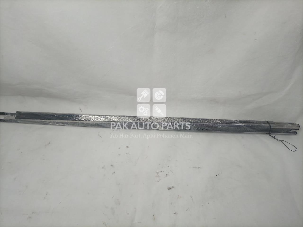 Toyota Corolla 2002 08 Weather Strips With Chrome PakAutoParts