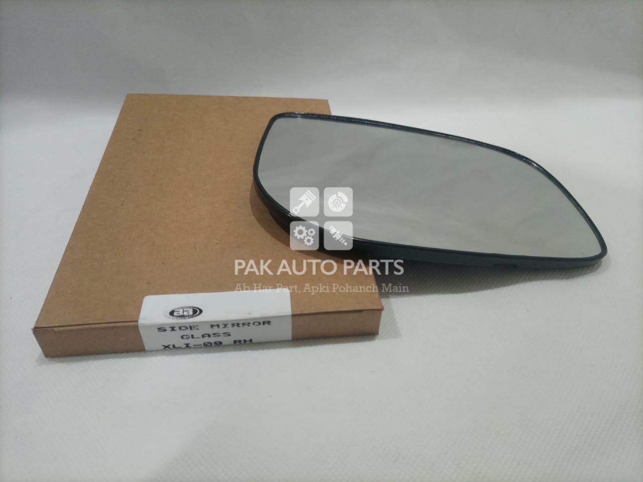Picture of Toyota Corolla 2010 Side Mirror Glass