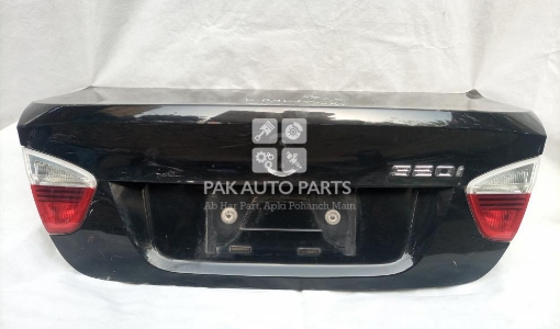 Picture of BMW 320i Complete Trunk