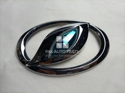 Picture of Daihatsu Mira Front Logo