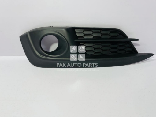 Picture of Honda Civic 2016-2021 Front Bumper Fog Light (Lamp) Cover