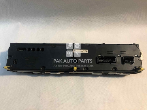 Picture of Toyota Aqua 2013 Speedometer