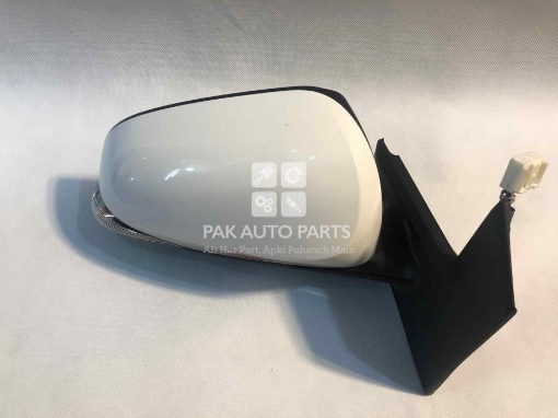 Picture of Toyota Aqua 2013-16 Right Side Mirror