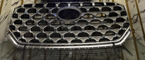Picture of Hyundai Santa Fe 2025-2026 Front Bumper Show Grill