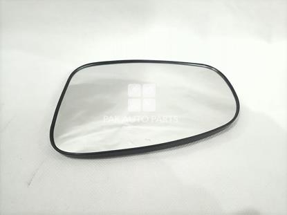 Picture of Toyota Passo 1800cc Side Mirror Glass