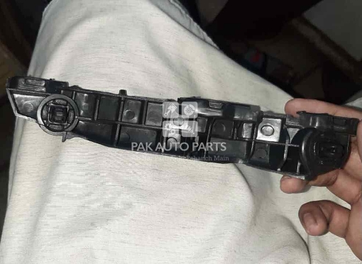 Picture of Toyota Vitz 2005 Front Bumper Spacer