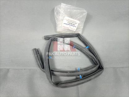 Picture of Toyota Yaris 2019-22 Wiper Shield Rubber