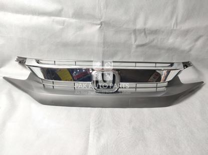 Picture of Honda Civic 2017-21 Front Grille (Show Grille) In Genuiune Style