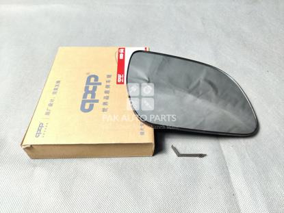 Picture of Toiyota Hilux Vego 2006-08 Side Mirror Glass