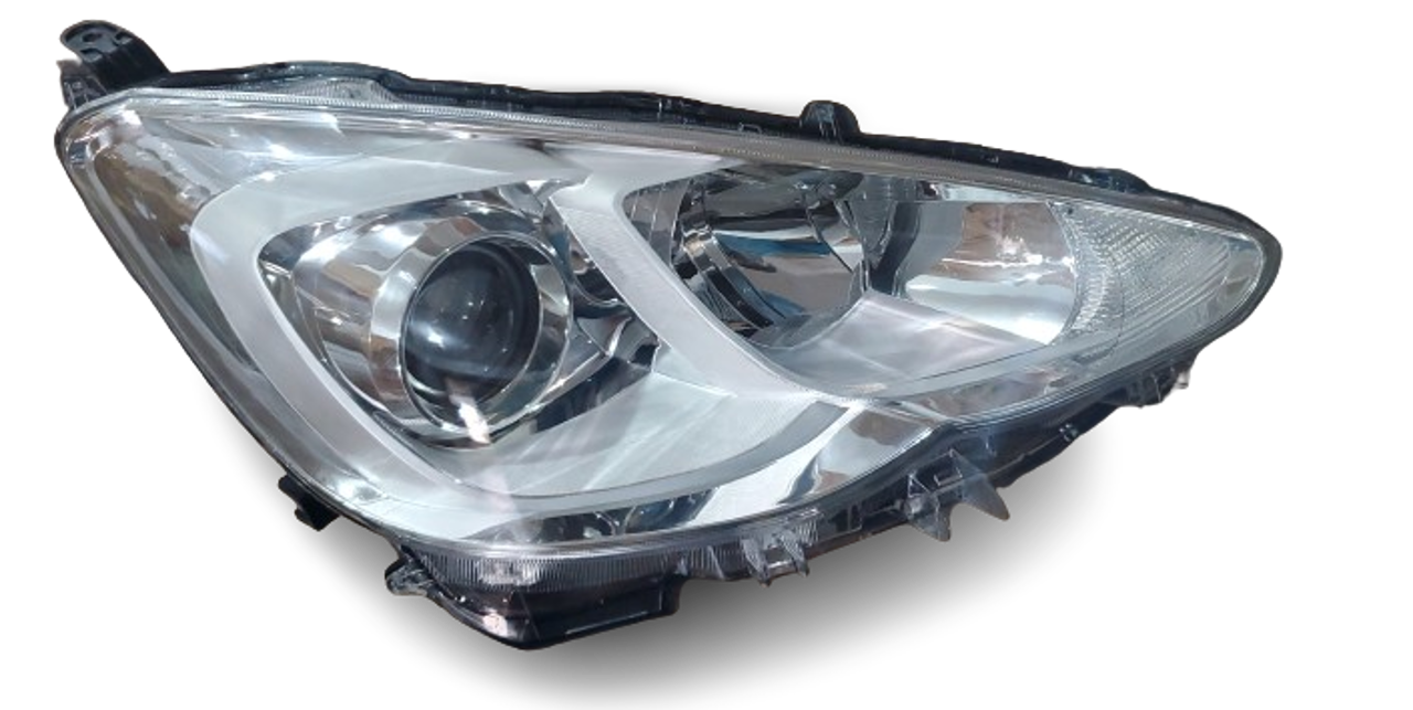 Picture of Toyota Aqua 2015-2017 Headlight Set