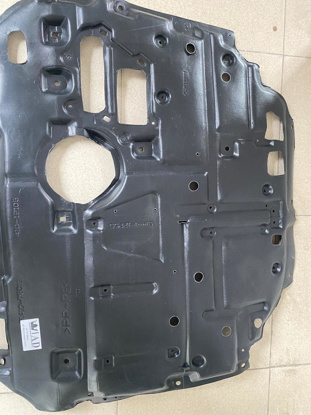 Picture of Toyota Prius 2012 Engine Shield Center PC