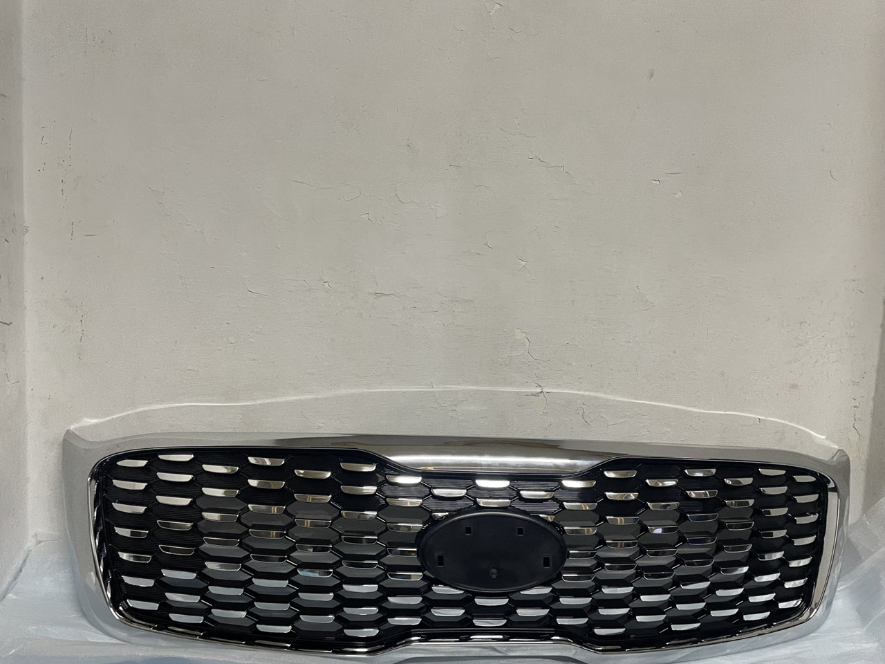 Picture of Kia Sorento 2023-24 Front Show Grill