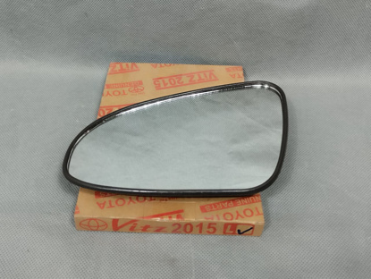 Picture of Toyota Vitz 2015-2024 Side Mirror.Glass Plate