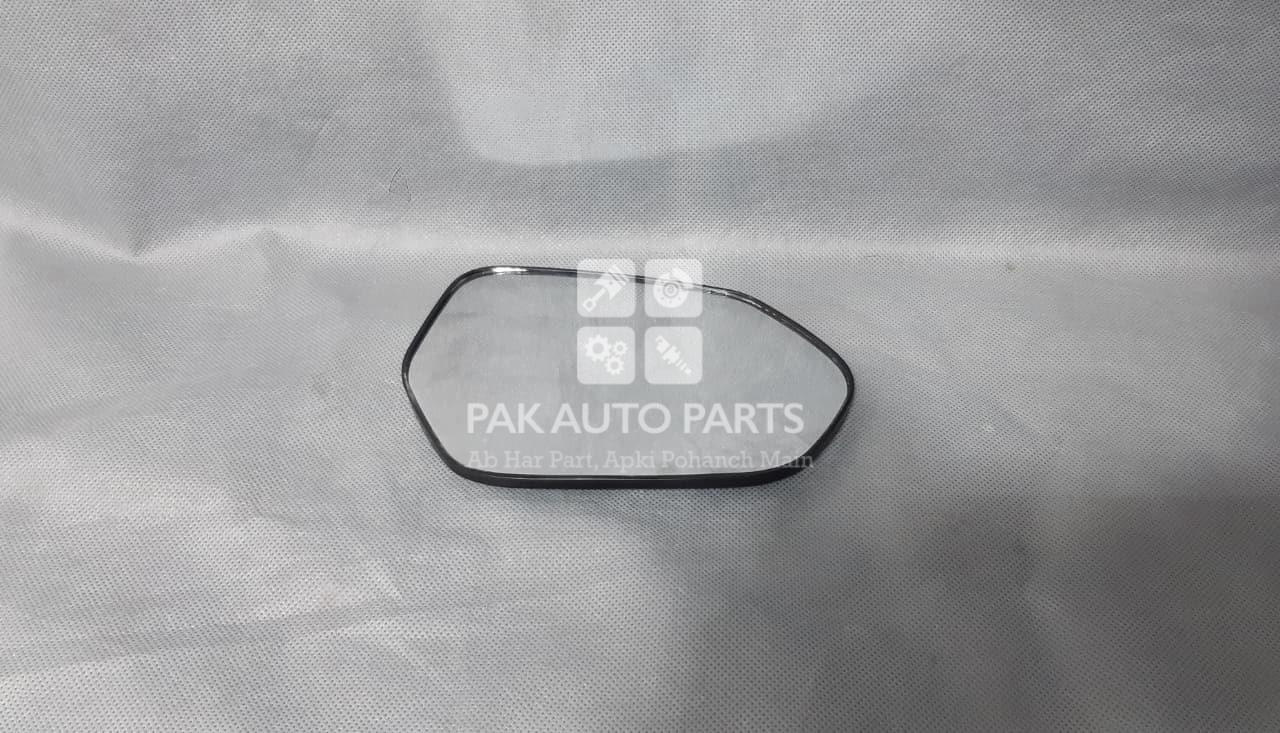 Picture of Toyota Yaris 2022-2026 Hatchback Side Mirror Glass Plate Tukri