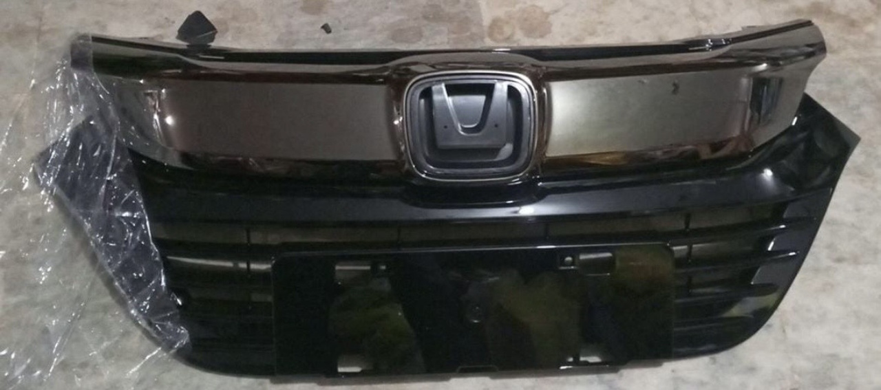 Picture of Honda Vezel 2017-20 Facelift Front Grill Grey Chrome