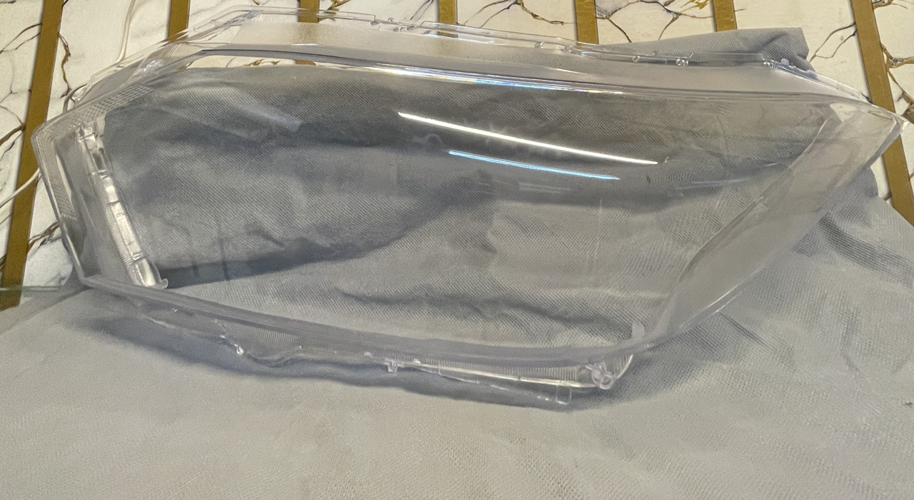 Picture of Honda Vezel 2014-17 Headlight Glass