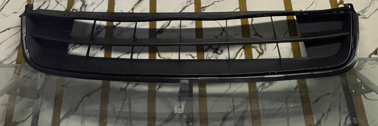 Picture of Honda Vezel Facelift 2017-21 Lower Grill